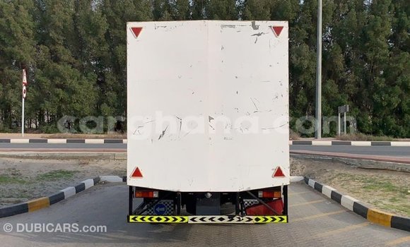 Ra Imported Mitsubishi i funfun Ọkọ̀ in Import - Dubai ni Ashanti Ra Imported Mitsubishi i funfun Ọkọ̀ in Import - Dubai ni Ashanti