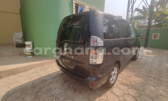 Ra Àlòkù Toyota Noah Black Ọkọ̀ in Tema ni Greater Accra Ra Àlòkù Toyota Noah Black Ọkọ̀ in Tema ni Greater Accra