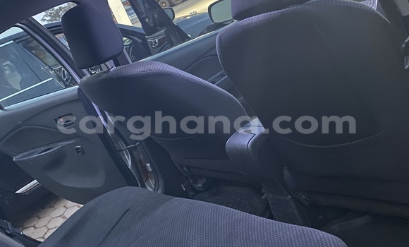 Ra Àlòkù Toyota Yaris Silver Ọkọ̀ in Koforidua ni Oorun Ra Àlòkù Toyota Yaris Silver Ọkọ̀ in Koforidua ni Oorun