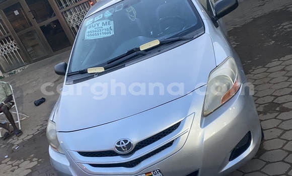 Ra Àlòkù Toyota Yaris Silver Ọkọ̀ in Koforidua ni Oorun Ra Àlòkù Toyota Yaris Silver Ọkọ̀ in Koforidua ni Oorun