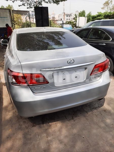 Big with watermark lexus es greater accra tema 40506