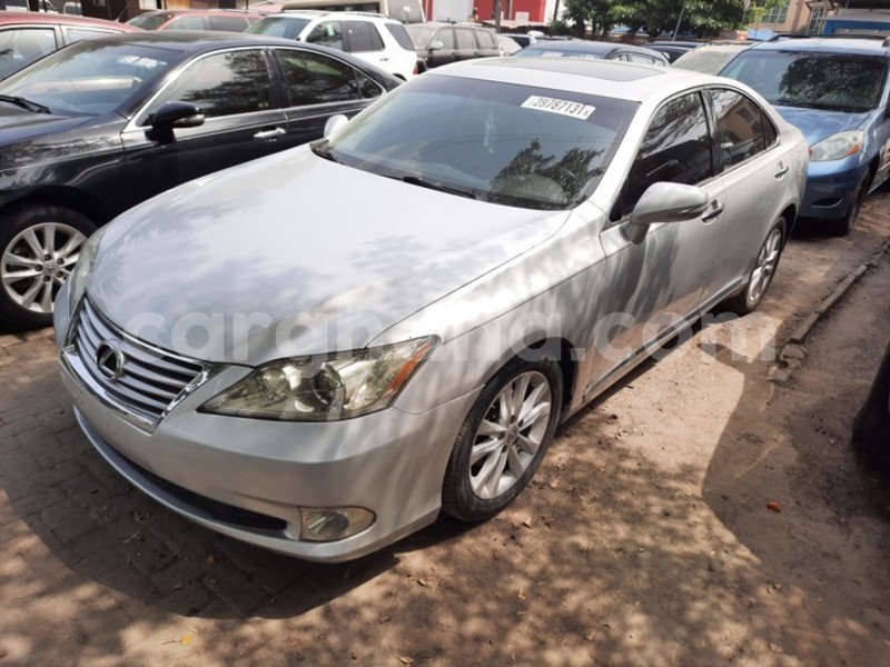 Big with watermark lexus es greater accra tema 40506