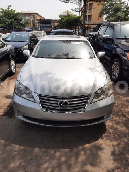 Big with watermark lexus es greater accra tema 40506