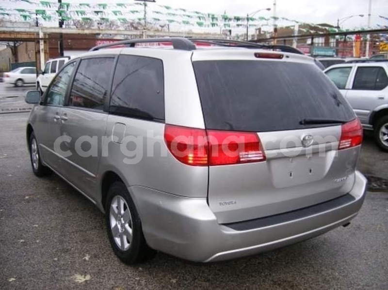 Big with watermark toyota sienna western sekondi takoradi metropolitan 40514