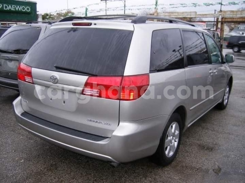 Big with watermark toyota sienna western sekondi takoradi metropolitan 40514