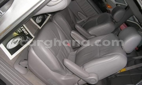 Ra Àlòkù Toyota Sienna Silver Ọkọ̀ in Sekondi–Takoradi Metropolitan ni Oorun Ra Àlòkù Toyota Sienna Silver Ọkọ̀ in Sekondi–Takoradi Metropolitan ni Oorun