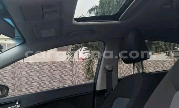 Ra Àlòkù Toyota Corolla Black Ọkọ̀ in Accra ni Greater Accra Ra Àlòkù Toyota Corolla Black Ọkọ̀ in Accra ni Greater Accra