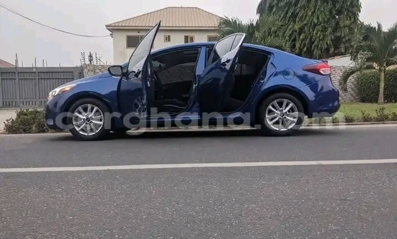 Ra Àlòkù Toyota Corolla Black Ọkọ̀ in Accra ni Greater Accra Ra Àlòkù Toyota Corolla Black Ọkọ̀ in Accra ni Greater Accra