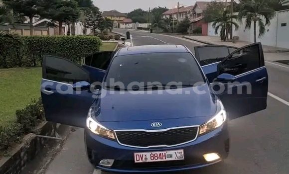 Ra Àlòkù Toyota Corolla Black Ọkọ̀ in Accra ni Greater Accra Ra Àlòkù Toyota Corolla Black Ọkọ̀ in Accra ni Greater Accra