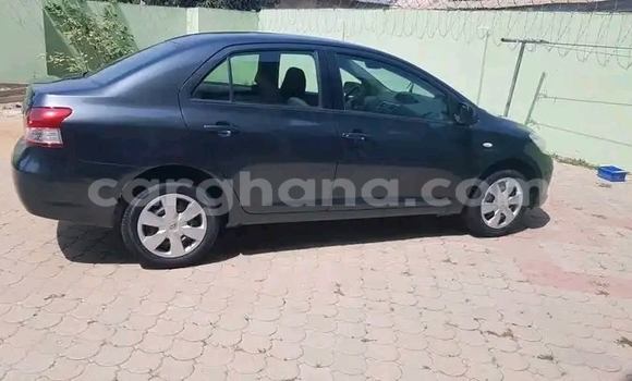 Buy Used Toyota Yaris Blue Car in Accra in Greater Accra