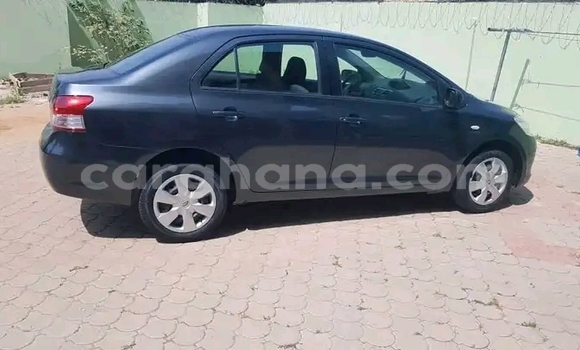 Ra Àlòkù Toyota Yaris Blue Ọkọ̀ in Accra ni Greater Accra Ra Àlòkù Toyota Yaris Blue Ọkọ̀ in Accra ni Greater Accra