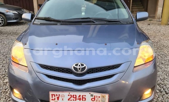 Buy Used Toyota Yaris Blue Car in Atebubu–Amantin in Brong-Ahafo