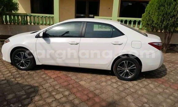 Buy Used Toyota Corolla White Car in Accra in Greater Accra Buy Used Toyota Corolla White Car in Accra in Greater Accra