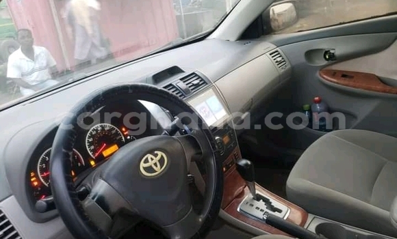 Sayi Na hannu Toyota Corolla Red Mota in Accra a Greater Accra Sayi Na hannu Toyota Corolla Red Mota in Accra a Greater Accra