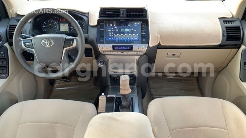 Big with watermark toyota prado ashanti import dubai 40560