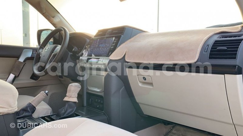 Big with watermark toyota prado ashanti import dubai 40560