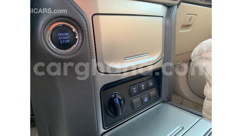 Big with watermark toyota prado ashanti import dubai 40560