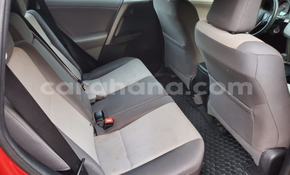 Sayi Na hannu Toyota RAV4 Red Mota in Tema a Greater Accra Sayi Na hannu Toyota RAV4 Red Mota in Tema a Greater Accra