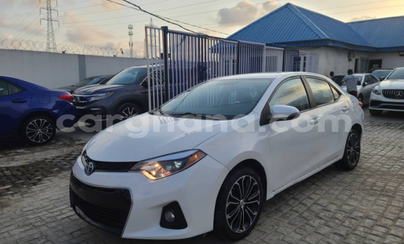 Buy Used Toyota Corolla White Car in Tema in Greater Accra Buy Used Toyota Corolla White Car in Tema in Greater Accra