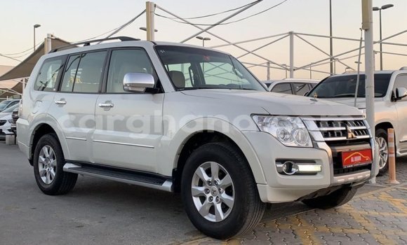 Ra Imported Mitsubishi Pajero funfun Ọkọ̀ in Import - Dubai ni Ashanti Ra Imported Mitsubishi Pajero funfun Ọkọ̀ in Import - Dubai ni Ashanti