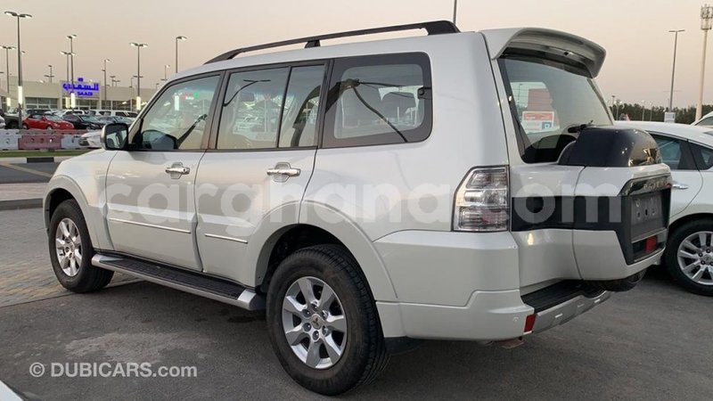 Big with watermark mitsubishi pajero ashanti import dubai 40592