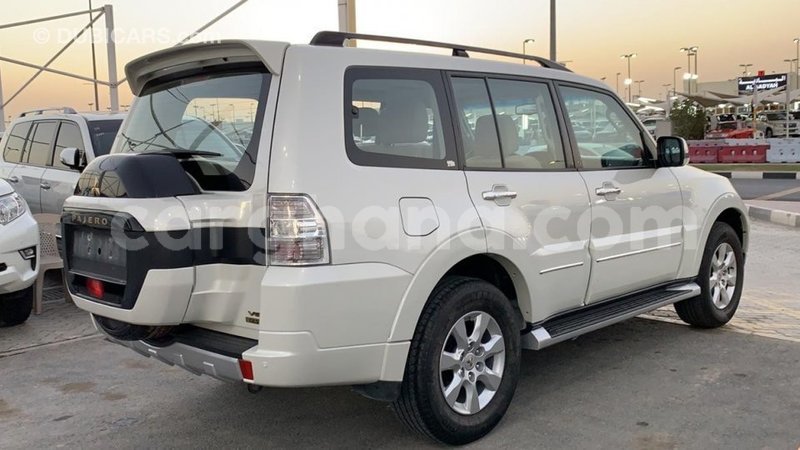 Big with watermark mitsubishi pajero ashanti import dubai 40592