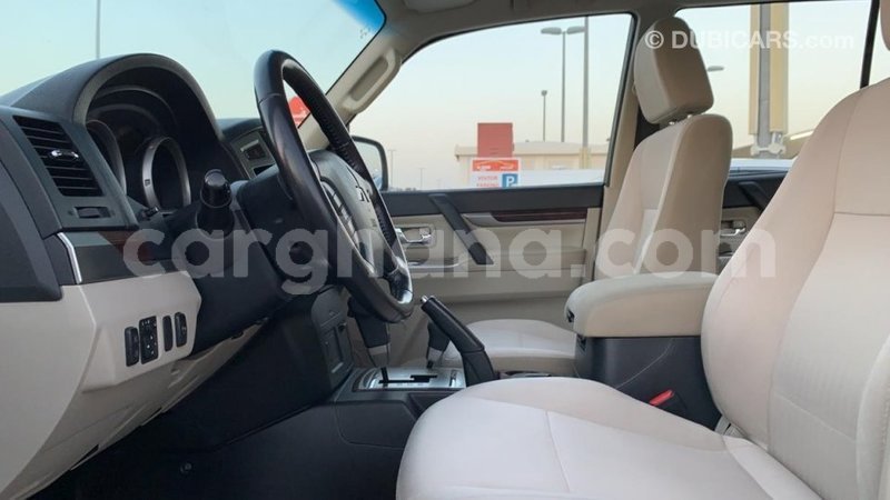 Big with watermark mitsubishi pajero ashanti import dubai 40592