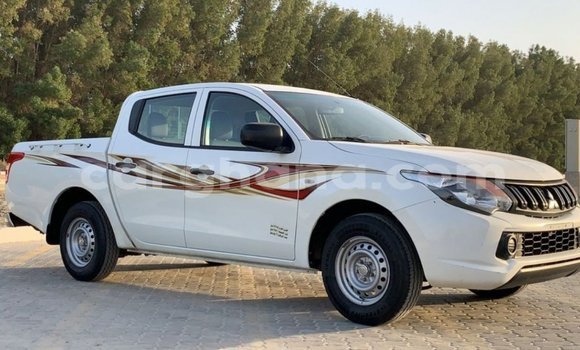 Ra Imported Mitsubishi L200 funfun Ọkọ̀ in Import - Dubai ni Ashanti Ra Imported Mitsubishi L200 funfun Ọkọ̀ in Import - Dubai ni Ashanti