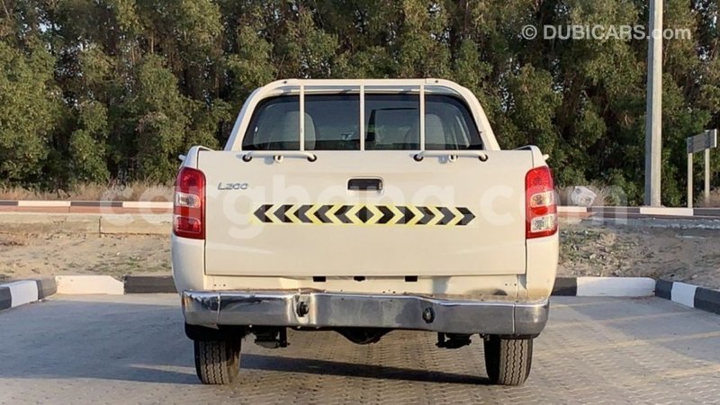 Big with watermark mitsubishi l200 ashanti import dubai 40593