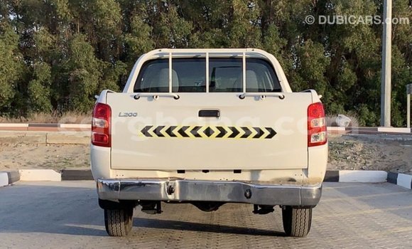 Ra Imported Mitsubishi L200 funfun Ọkọ̀ in Import - Dubai ni Ashanti Ra Imported Mitsubishi L200 funfun Ọkọ̀ in Import - Dubai ni Ashanti