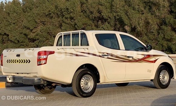 Ra Imported Mitsubishi L200 funfun Ọkọ̀ in Import - Dubai ni Ashanti Ra Imported Mitsubishi L200 funfun Ọkọ̀ in Import - Dubai ni Ashanti
