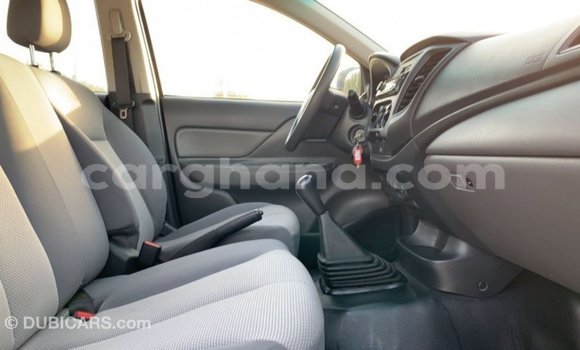 Ra Imported Mitsubishi L200 funfun Ọkọ̀ in Import - Dubai ni Ashanti Ra Imported Mitsubishi L200 funfun Ọkọ̀ in Import - Dubai ni Ashanti