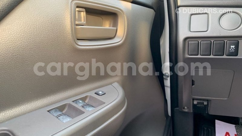 Big with watermark mitsubishi l200 ashanti import dubai 40593