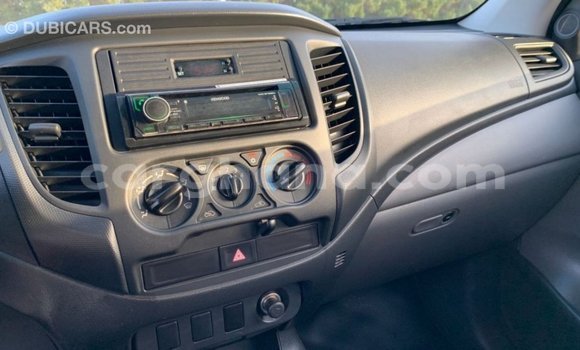Ra Imported Mitsubishi L200 funfun Ọkọ̀ in Import - Dubai ni Ashanti Ra Imported Mitsubishi L200 funfun Ọkọ̀ in Import - Dubai ni Ashanti