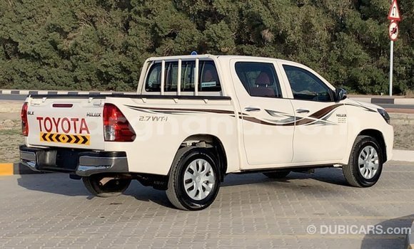 Buy Import Toyota Hilux White Car in Import - Dubai in Ashanti Buy Import Toyota Hilux White Car in Import - Dubai in Ashanti