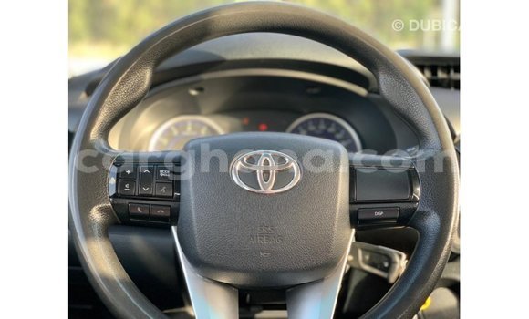 Buy Import Toyota Hilux White Car in Import - Dubai in Ashanti Buy Import Toyota Hilux White Car in Import - Dubai in Ashanti