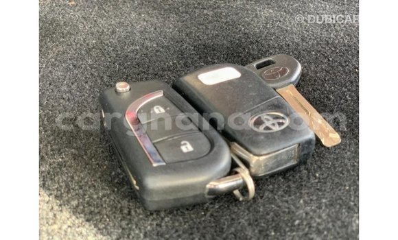 Buy Import Toyota Hilux White Car in Import - Dubai in Ashanti Buy Import Toyota Hilux White Car in Import - Dubai in Ashanti