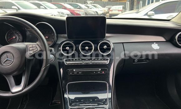 Buy Used Mercedes-Benz C-Classe White Car in Sekondi–Takoradi Metropolitan in Western Buy Used Mercedes-Benz C-Classe White Car in Sekondi–Takoradi Metropolitan in Western