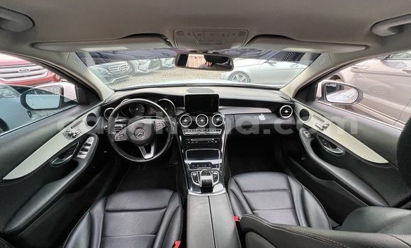 Buy Used Mercedes-Benz C-Classe White Car in Sekondi–Takoradi Metropolitan in Western Buy Used Mercedes-Benz C-Classe White Car in Sekondi–Takoradi Metropolitan in Western