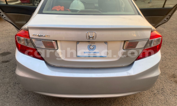 Sayi Na hannu Honda Civic Azurfa Mota in Tema a Greater Accra Sayi Na hannu Honda Civic Azurfa Mota in Tema a Greater Accra
