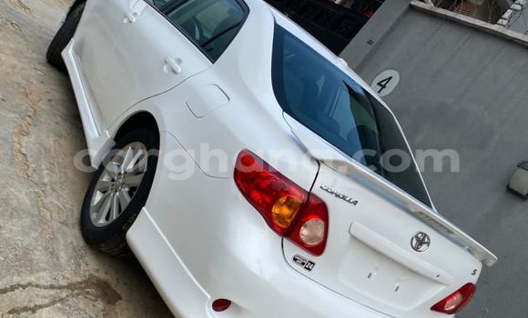 Buy Used Toyota Corolla White Car in Sekondi–Takoradi Metropolitan in Western Buy Used Toyota Corolla White Car in Sekondi–Takoradi Metropolitan in Western