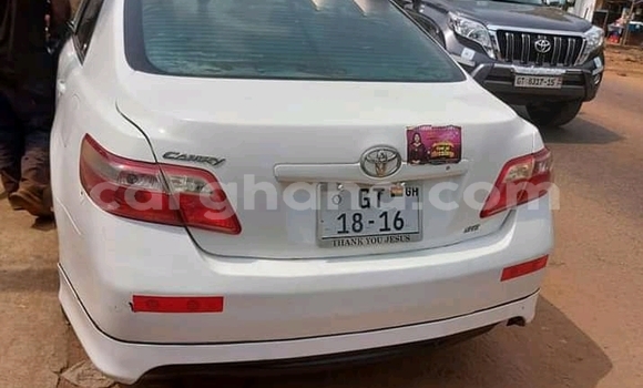 Buy Used Toyota Camry White Car in Accra in Greater Accra Buy Used Toyota Camry White Car in Accra in Greater Accra