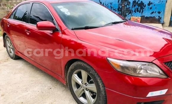 Sayi Na hannu Toyota Camry Red Mota in Accra a Greater Accra Sayi Na hannu Toyota Camry Red Mota in Accra a Greater Accra