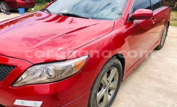 Sayi Na hannu Toyota Camry Red Mota in Accra a Greater Accra Sayi Na hannu Toyota Camry Red Mota in Accra a Greater Accra