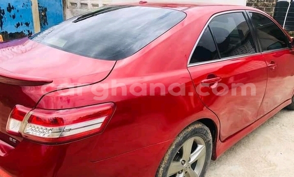 Sayi Na hannu Toyota Camry Red Mota in Accra a Greater Accra Sayi Na hannu Toyota Camry Red Mota in Accra a Greater Accra