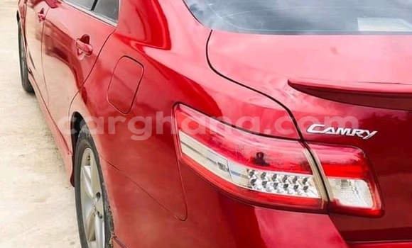 Sayi Na hannu Toyota Camry Red Mota in Accra a Greater Accra Sayi Na hannu Toyota Camry Red Mota in Accra a Greater Accra