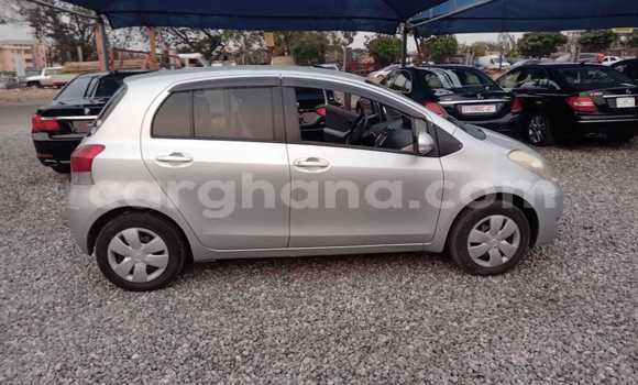 Ra Imported Toyota Vitz Silver Ọkọ̀ in Accra ni Greater Accra Ra Imported Toyota Vitz Silver Ọkọ̀ in Accra ni Greater Accra
