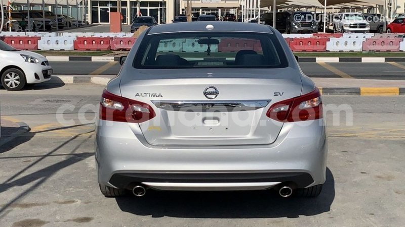 Big with watermark nissan altima ashanti import dubai 40640