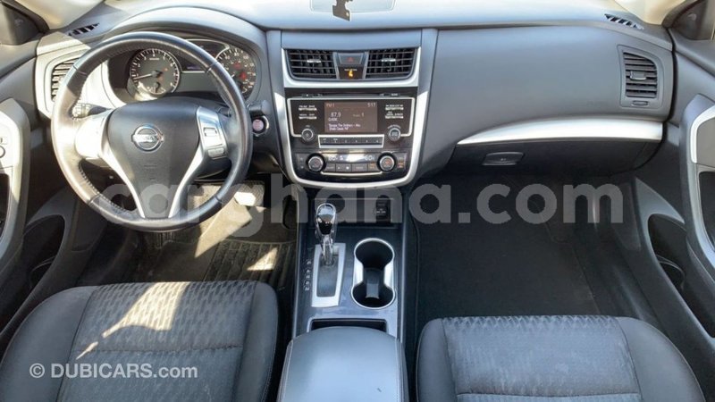 Big with watermark nissan altima ashanti import dubai 40640