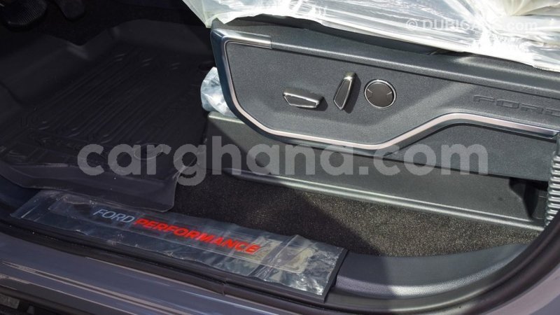 Big with watermark ford club wagon ashanti import dubai 40642